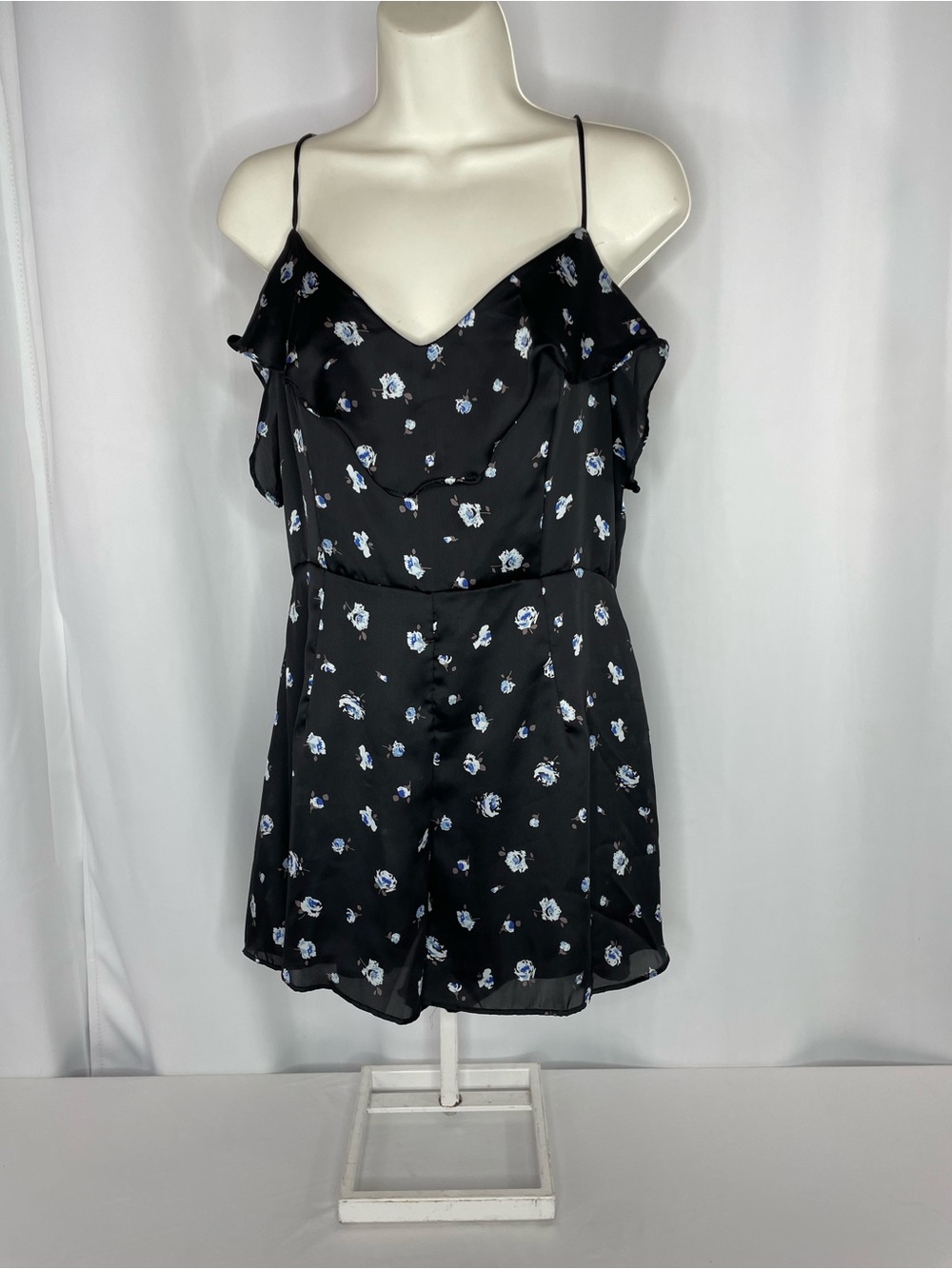 Urban Outfitters Black Floral Ruffle Romper Large Blue Floral Cami NWT Boho